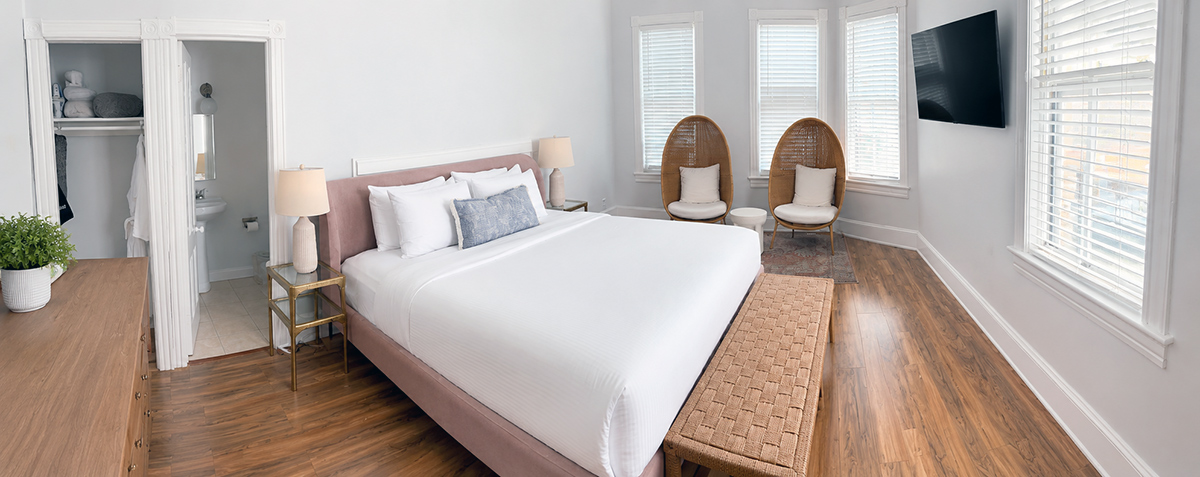 Suite with 2 King Beds