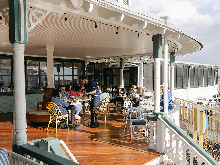 Live music on the veranda at The Inn of Cape May